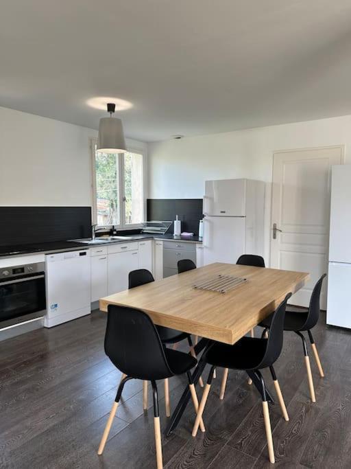 Villa Constance 3 Antibes - Spacieux Logement En Dernier Etage Exterior foto