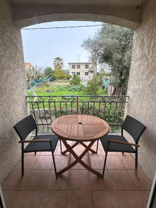Villa Constance 3 Antibes - Spacieux Logement En Dernier Etage Exterior foto